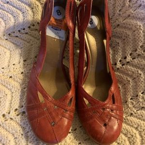 EUC Nine West Red Leather High Heel Pumps Size 8